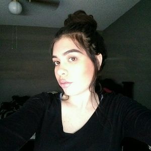 Meet your Posher, Angelica